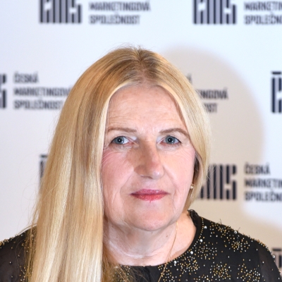 Ladislava Knihov�