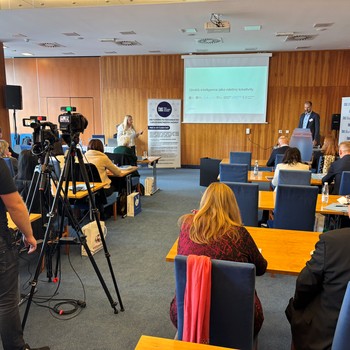 esk marketingov spolenost - Semin Marketing a uml inteligence: Inspirace bez hranic